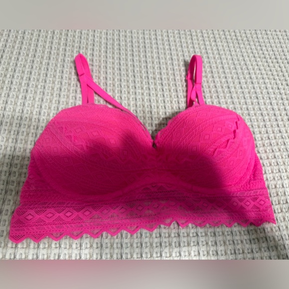 VS Bralette Size S - Picture 1 of 4